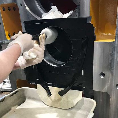 Vor Ort Reparatur mittels Tampongalvansiieren
