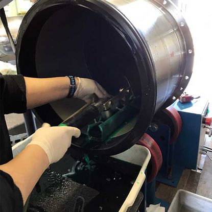 Vor Ort Reparatur mittels Tampongalvansiieren
